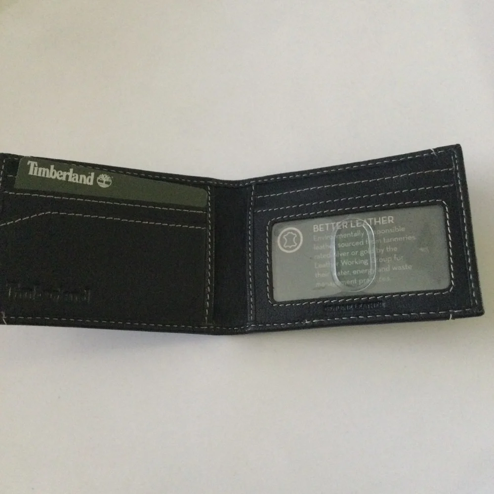 TIMBERLAND BLIX LEATHER WALLET WITH MONEY CLIP BLACK NWOT